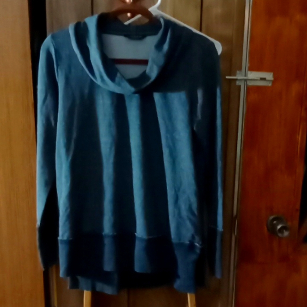 Sweat shirt